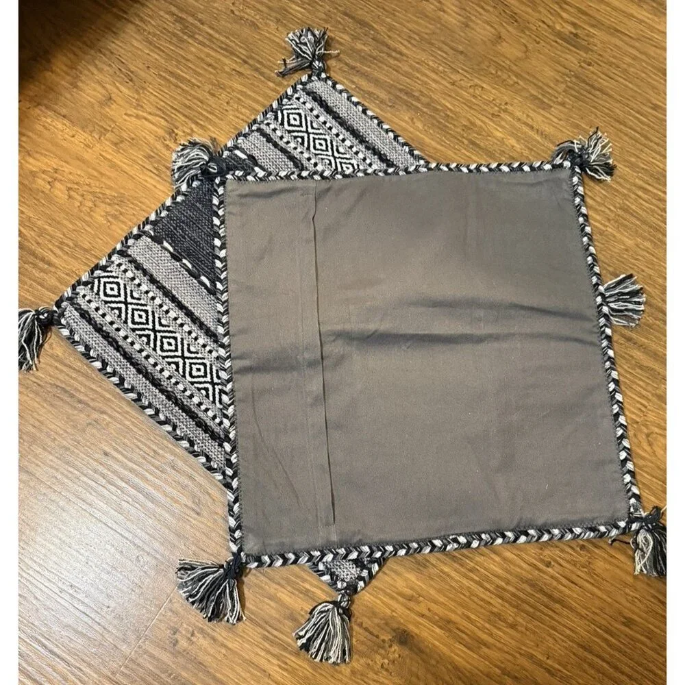 2 SURYA Pillow Covers 23x23 Black Gray Charcoal White Knobby Tassels Floor BOHO